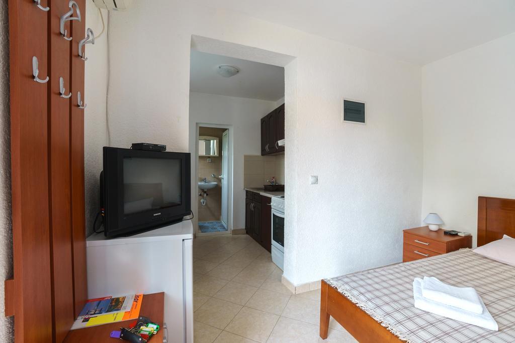 Apartments Lora บาร์ ภายนอก รูปภาพ