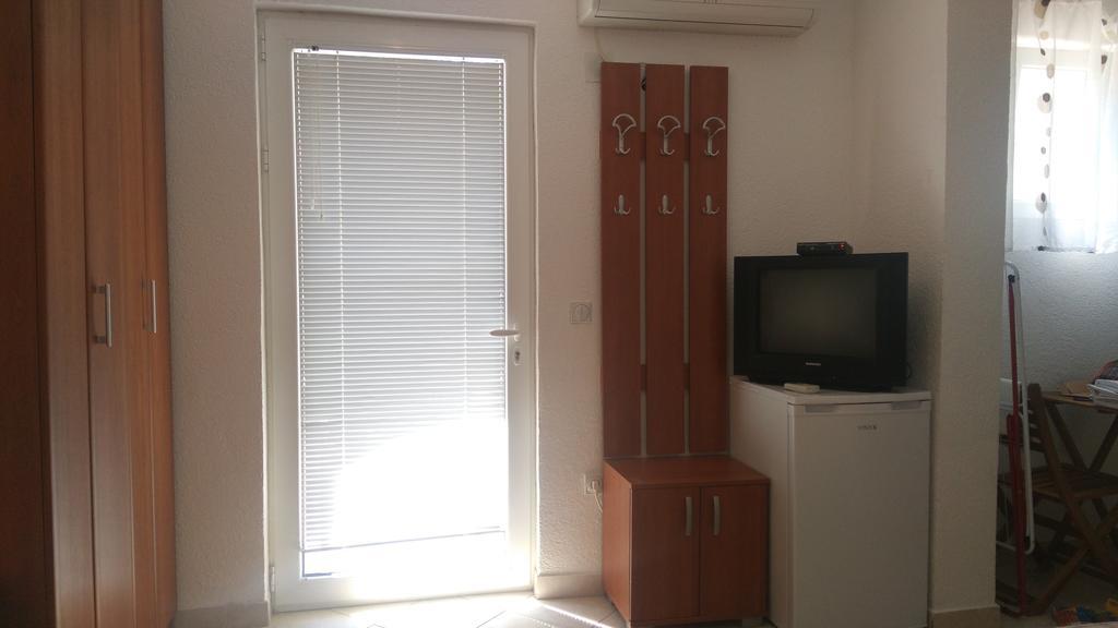 Apartments Lora บาร์ ภายนอก รูปภาพ