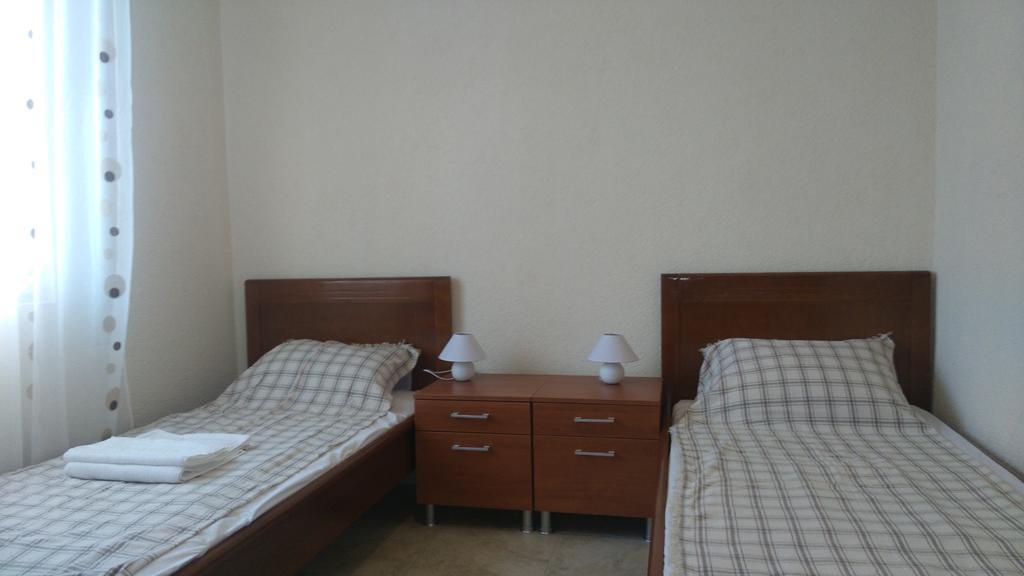 Apartments Lora บาร์ ภายนอก รูปภาพ